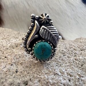 ❤️ Kingman Turquoise Decorative Leaf Ring Size 7.75 Sterling Silver 4.5 Gm